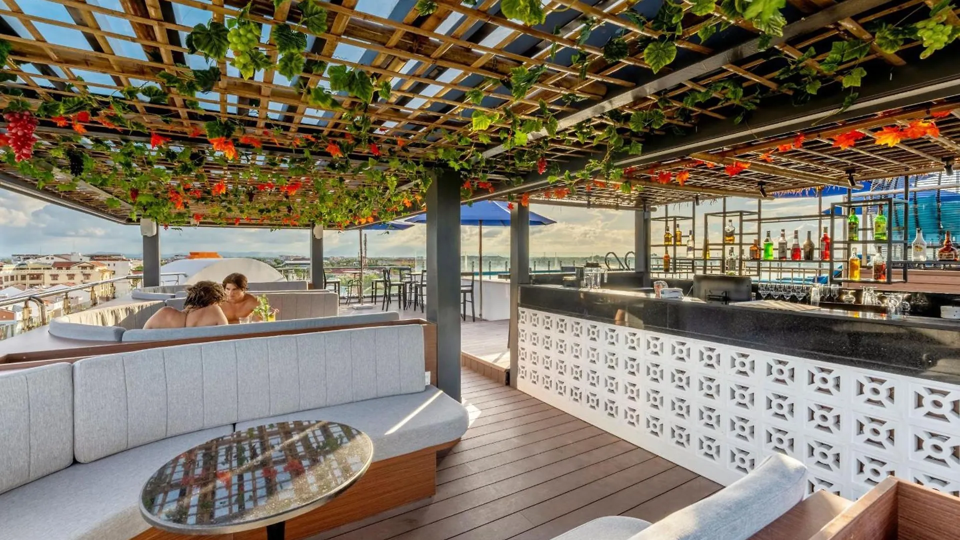****  Qualia De Hotel Hoi An - Rooftop Bar City View וייטנאם